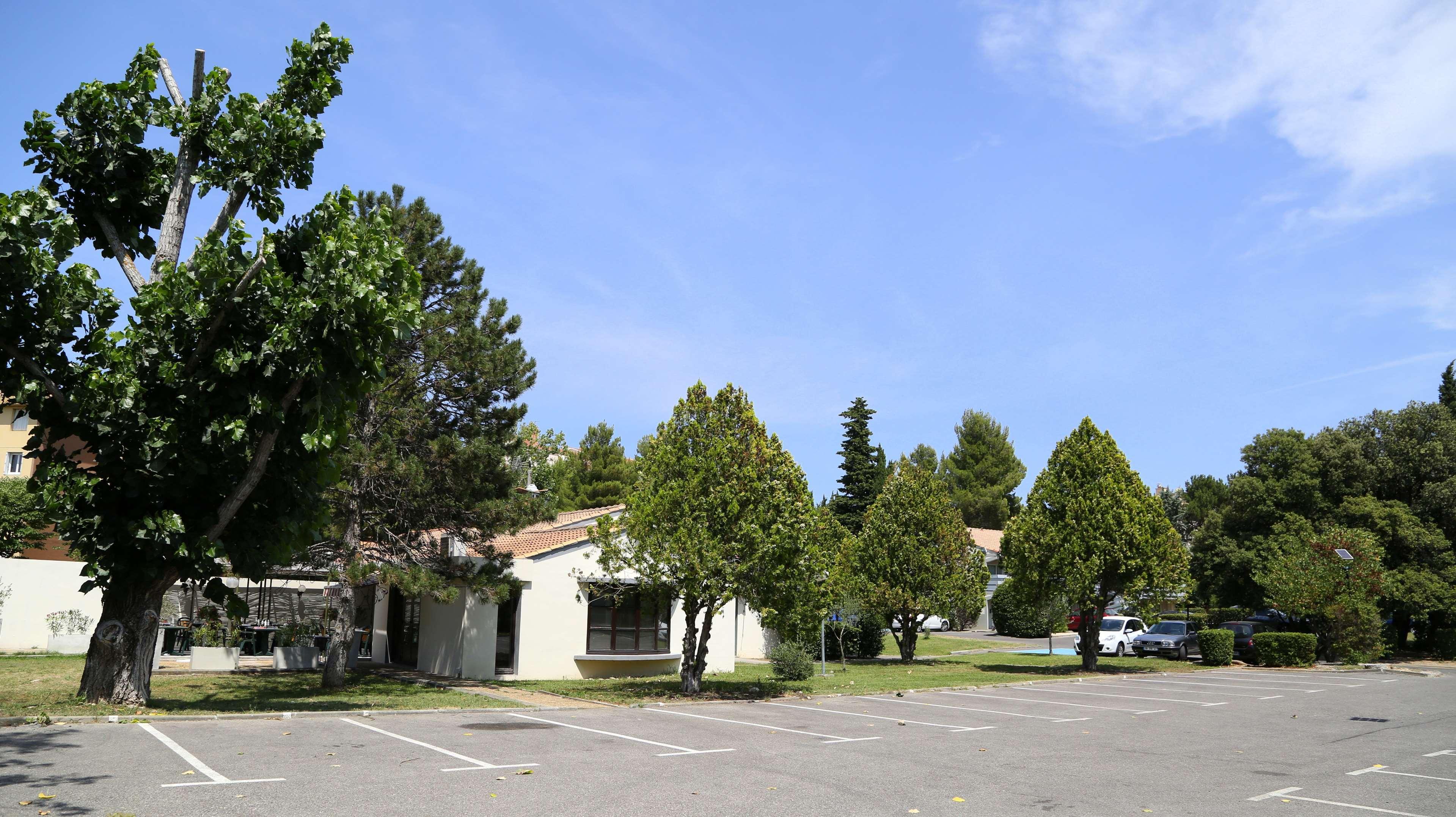 Campanile Aix En Provence Ouest Jas-De-Bouffan Ξενοδοχείο Αιξ-αν-Προβάνς Εξωτερικό φωτογραφία